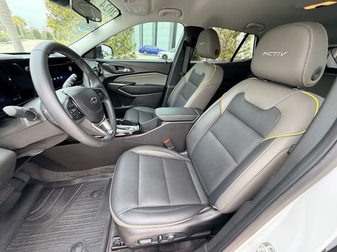 Used 2024 Chevrolet Trax ACTIV w/ Driver Confidence Package image 5