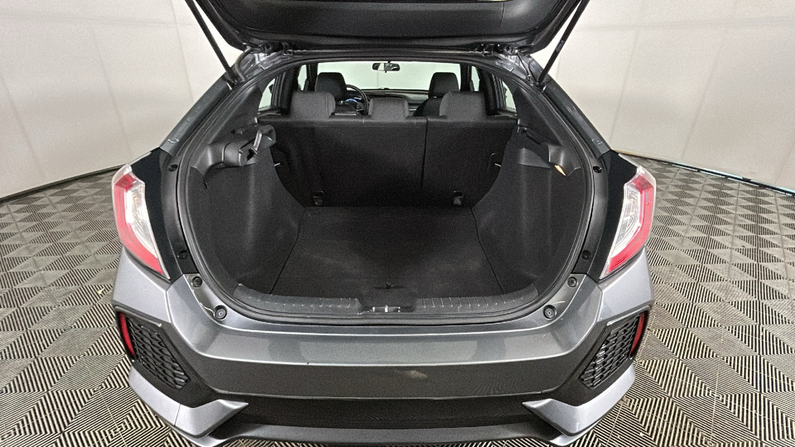 Used 2019 Honda Civic EX image 31