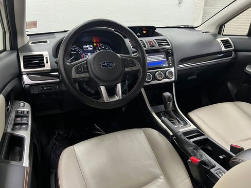Used 2017 Subaru Crosstrek 2.0i Limited image 9