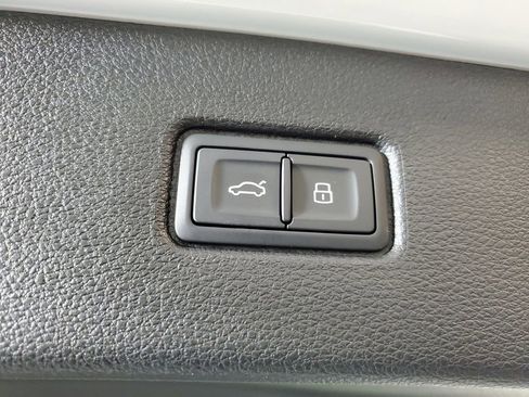 New 2026 Audi Q7 3.0T Premium Plus image 10