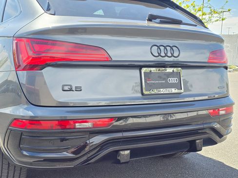 Certified 2024 Audi Q5 2.0T Premium Plus image 7