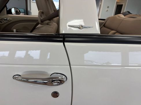 Used 2008 Chrysler PT Cruiser Convertible FWD image 26
