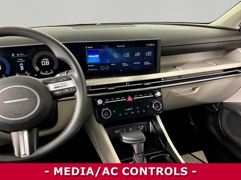 Used 2025 Hyundai Tucson SEL AWD/4WD image 9