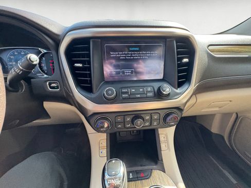 Used 2019 GMC Acadia Denali w/ Technology Package AWD/4WD image 15