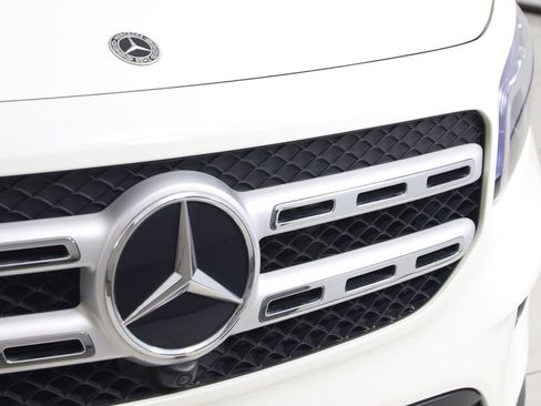 Used 2023 Mercedes-Benz GLB 250 4MATIC image 15