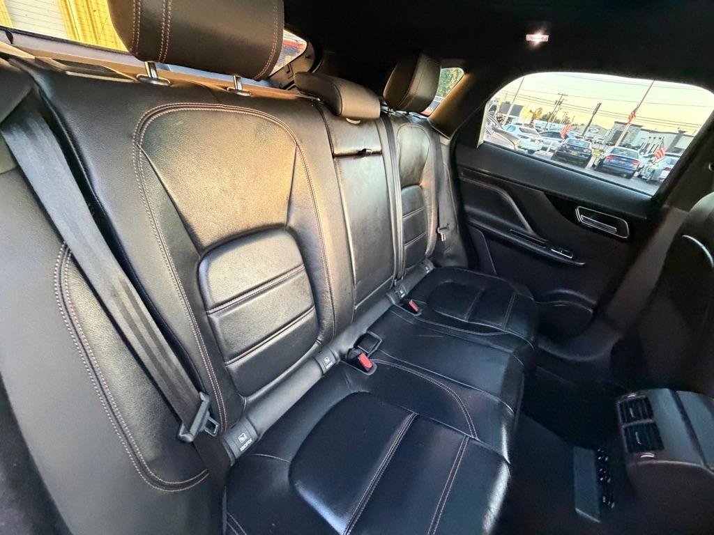 Used 2018 Jaguar F-PACE Prestige AWD/4WD image 19