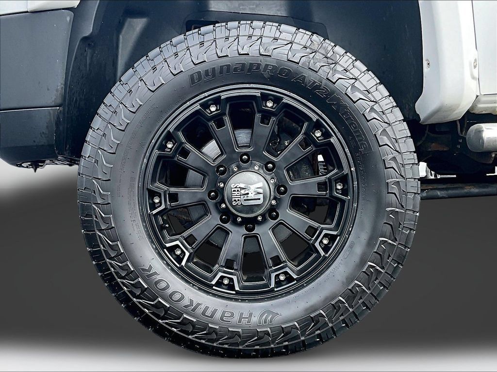 Used 2014 GMC Sierra 2500 SLE w/ SLE Preferred Package AWD/4WD image 8