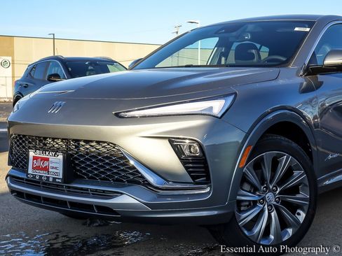 New 2026 Buick Envista Avenir image 3