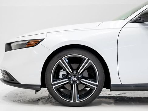 Used 2023 Honda Accord Sport image 31