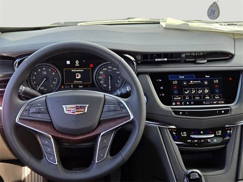 New 2026 Cadillac XT5 Premium Luxury w/ Driver Assist Package image 12