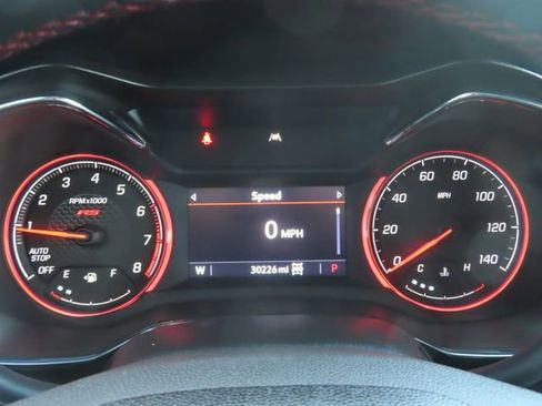 Used 2023 Chevrolet TrailBlazer RS w/ Technology Package image 32