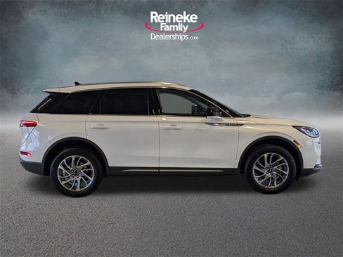 Used 2022 Lincoln Corsair AWD w/ Equipment Group 101A image 4