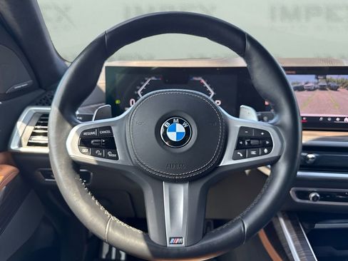 Used 2024 BMW X7 xDrive40i w/ Executive Package AWD/4WD image 11