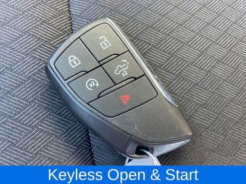 Certified 2025 Chevrolet Silverado 1500 LT image 24