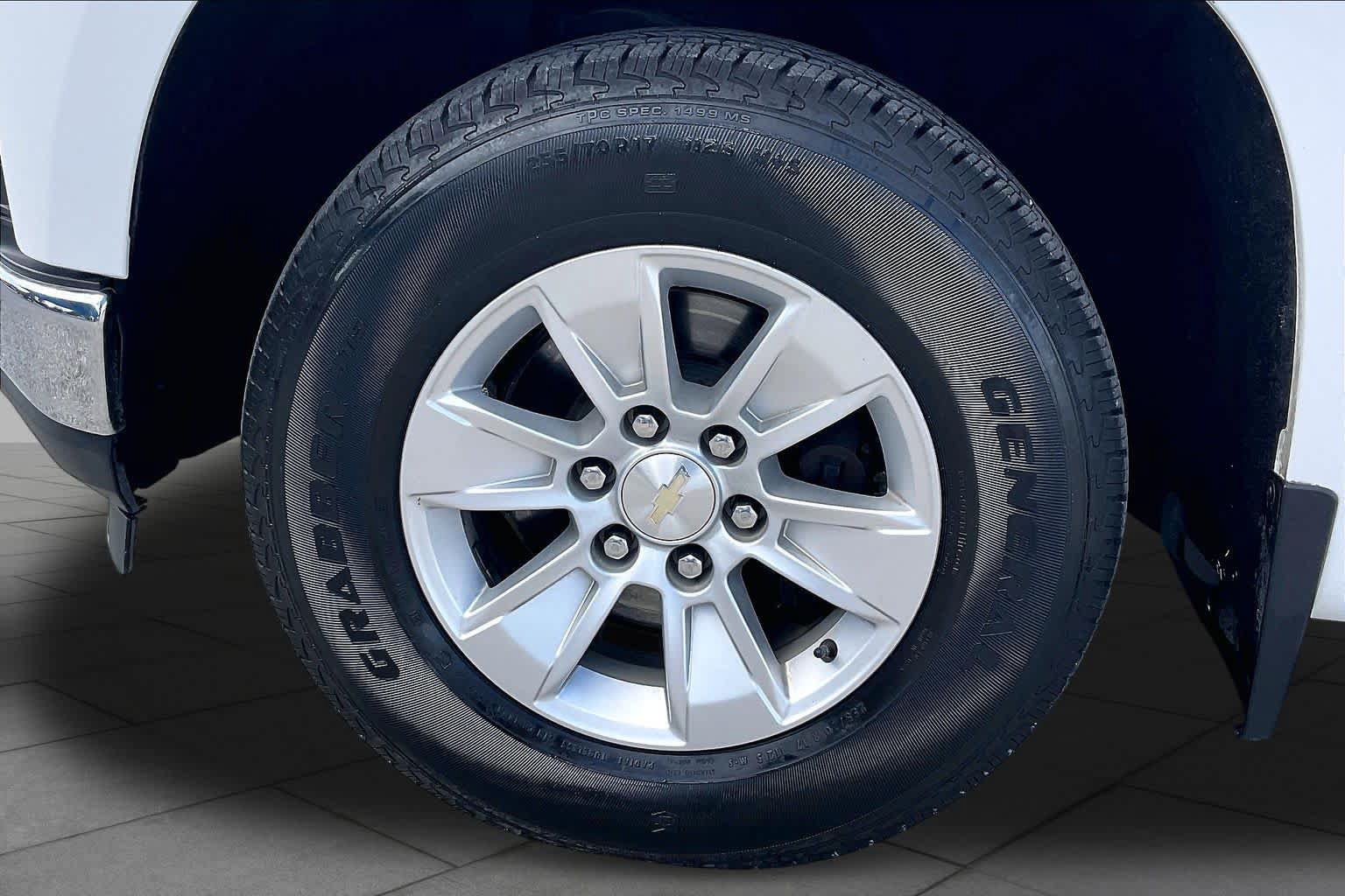 Used 2021 Chevrolet Silverado 1500 LT RWD image 11