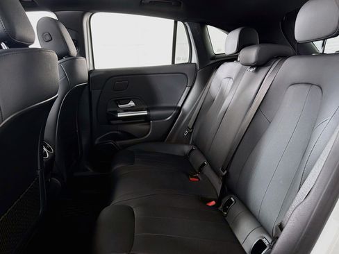 Certified 2026 Mercedes-Benz GLA 250 image 9