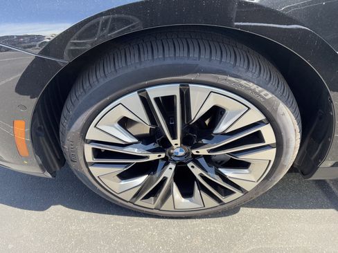 Certified 2026 BMW 540i xDrive AWD/4WD image 37