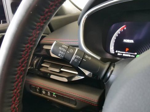 Used 2023 Acura MDX A-Spec image 34