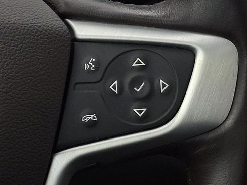 Used 2017 GMC Acadia SLT image 22