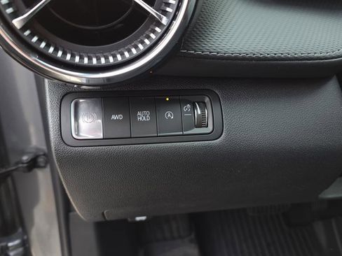 Used 2026 Chevrolet Equinox LT w/ Convenience Package II image 18