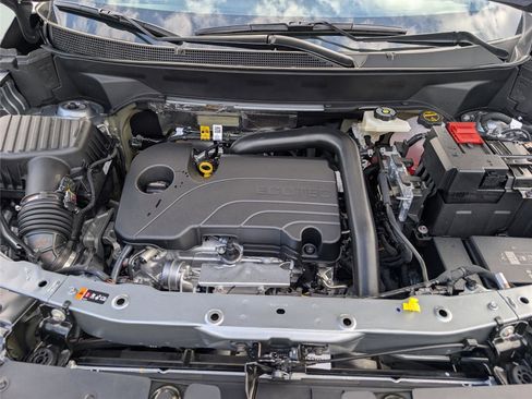 New 2026 Chevrolet Equinox LT FWD image 12