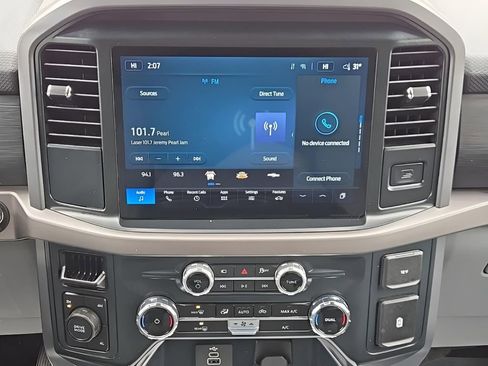 Used 2025 Ford F150 XLT w/ Equipment Group 301A Standard image 22