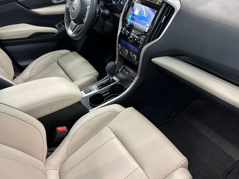 Used 2022 Subaru Ascent Limited w/ Technology Package image 32