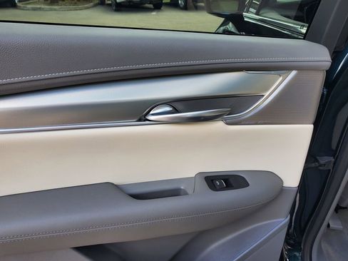 Used 2024 Cadillac XT5 Premium Luxury w/ Technology Package image 16