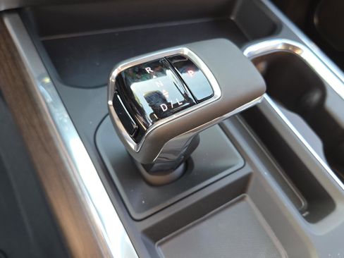 New 2026 Chevrolet Silverado 1500 High Country AWD/4WD image 27