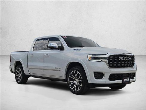 Used 2025 RAM 1500 Tungsten AWD/4WD image 3