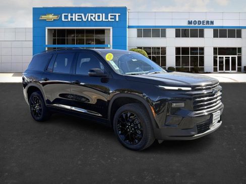 New 2026 Chevrolet Traverse LT w/ Midnight/Sport Edition image 6