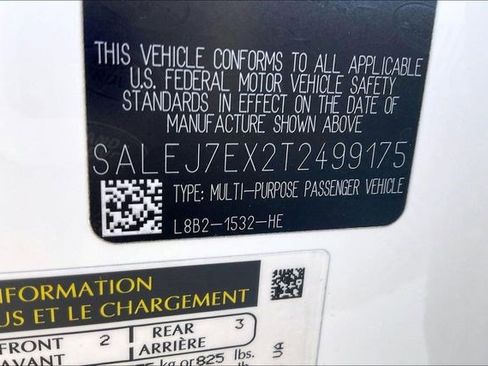 New 2026 Land Rover Defender 110 S image 8