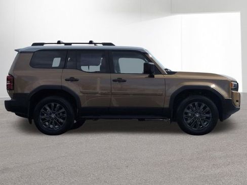 New 2026 Toyota Land Cruiser AWD/4WD image 4