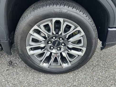 Certified 2025 GMC Sierra 1500 Denali Ultimate AWD/4WD image 8