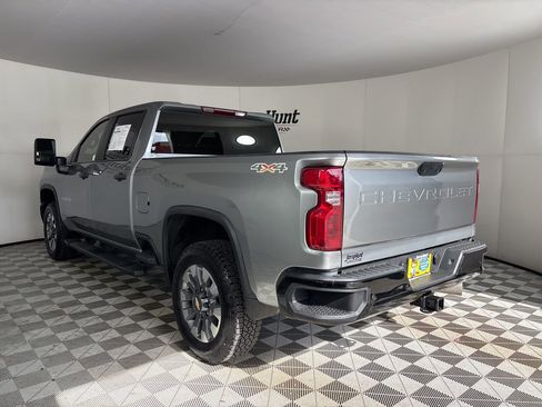 Used 2024 Chevrolet Silverado 2500 Custom w/ Custom Value Package AWD/4WD image 6