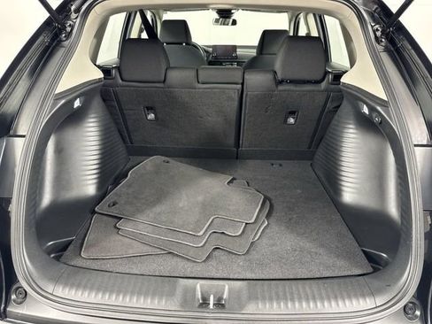 Certified 2025 Honda HR-V LX image 34