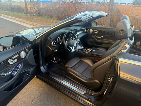 Used 2019 Mercedes-Benz C 300 4MATIC Cabriolet image 13