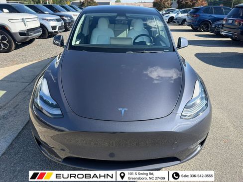 Used 2023 Tesla Model Y Long Range AWD/4WD image 28