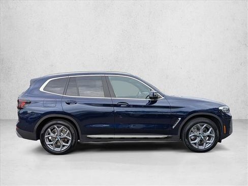 Used 2023 BMW X3 xDrive30i w/ Premium Package AWD/4WD image 4