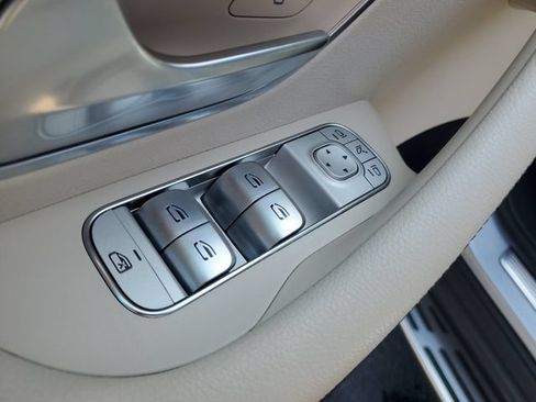 Used 2026 Mercedes-Benz GLE 350 4MATIC image 9