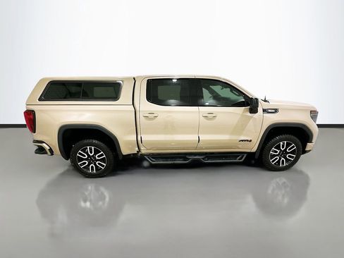 Used 2023 GMC Sierra 1500 AT4 AWD/4WD image 8