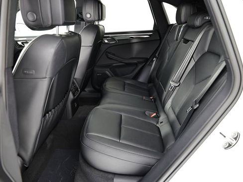New 2026 Porsche Macan AWD/4WD image 28