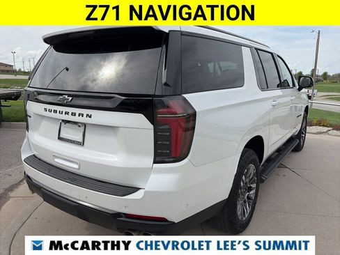 Certified 2025 Chevrolet Suburban Z71 AWD/4WD image 13
