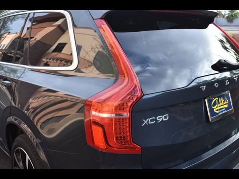 Used 2021 Volvo XC90 T6 Momentum w/ Advanced Package AWD/4WD image 51