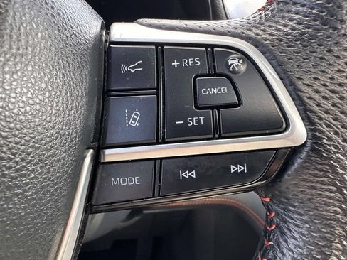 Used 2023 Toyota Sienna XSE w/ XSE Plus Package FWD image 20