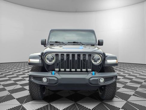 Used 2023 Jeep Wrangler Unlimited Rubicon 4xe w/ Cold Weather Group AWD/4WD image 2