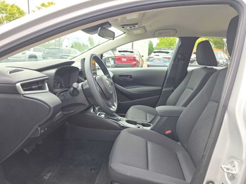Used 2024 Toyota Corolla LE FWD image 21