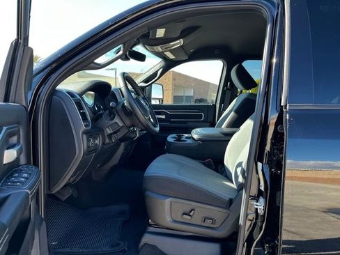 Used 2024 RAM 2500 Big Horn w/ Bed Utility Group image 16