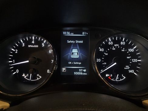 Used 2017 Nissan Rogue SL w/ SL Premium Package FWD image 23