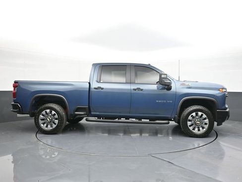 New 2026 Chevrolet Silverado 2500 Custom w/ Custom Value Package AWD/4WD image 12